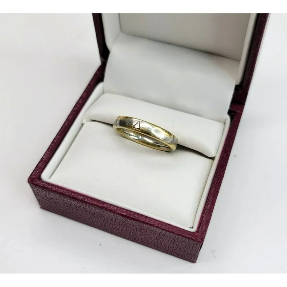 18k Yellow Gold and 950 White Platinum Wave Ring with Triangle Diamond CT3